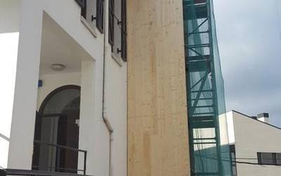 Udaletxeko igogailua otsaila akaberarako erabilgarri