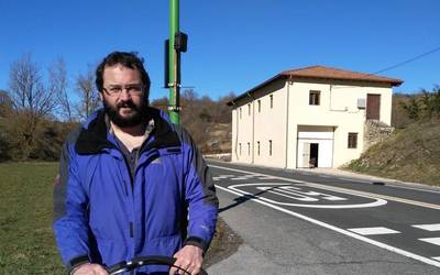 "Azazetan radar finkoa jartzeko eskatuko dugu alde guztiek"