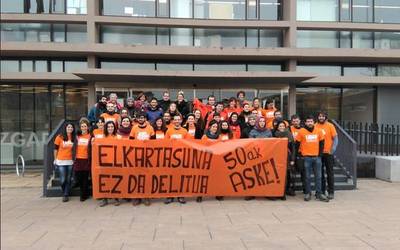 Absolbitu egin dituzte "desordena publikoa" eragiteagatik epaitutako Azpeitiko bi bizilagunak