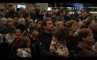 'Mikrouhinak' bideo sortako aurrena, Inauterietako kontzertua