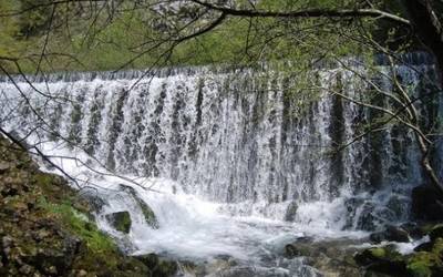 Zirauntza ibaiaren iturburua ikusiko dute otsaileko mendi irteeran