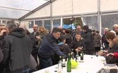 Udalak eskeinitako hamaiketakoarekin amaitu ziren Izalgo festak
