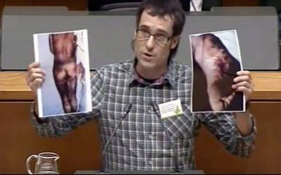 Torturari  buruz  arituko  da  Julen  Arzuaga  Basauriko  Pozokoetxe  Kultur  Etxean