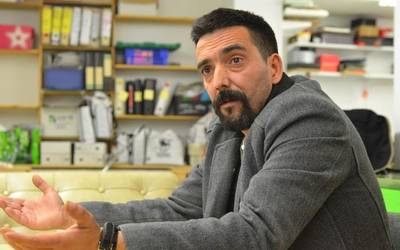 "Hemen inork ez du aukeratzen nor izango den bere auzokidea"