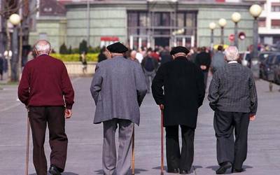 Adinekoen artean istripuak saihesteko ikastaroa Sopelan