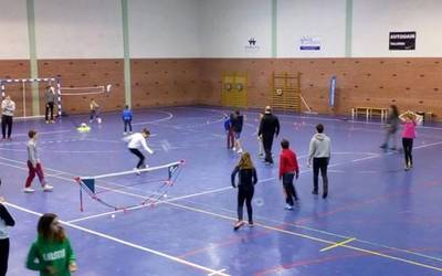 Elorriarrek herri kirolak egiteko aukera izango dute domekan