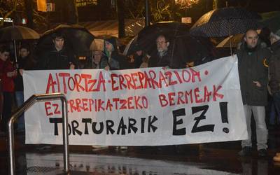 Torturaren aurkako elkarretaratzea, Estrasburgoko epaiarekin batera
