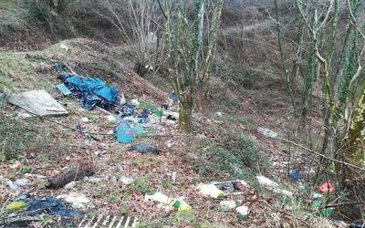 Zaborrak Aitxarreko zikintegirat eramaten dituzte oraino