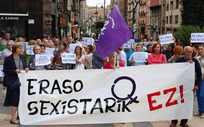 Azken sexu-erasoa salatzeko elkarretaratze isila