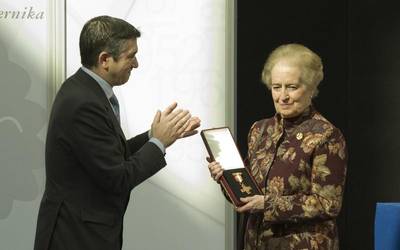 Aintzane Agirre hil da, Agirre lehendakariaren alaba zaharrena