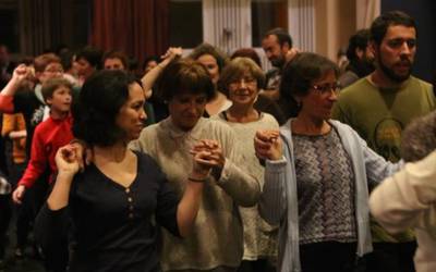 Domekan Herrixa Dantzan saio irekia Elgetako Espaloia kafe antzokian
