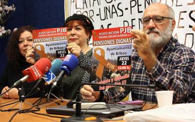 Pentsio duin eta publikoen aldeko aldarria Espainiako Gobernuaren aurrera eramango dute