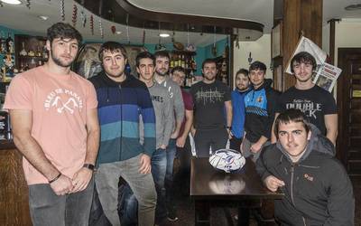 Errugbi zelaietan enbaxadore
