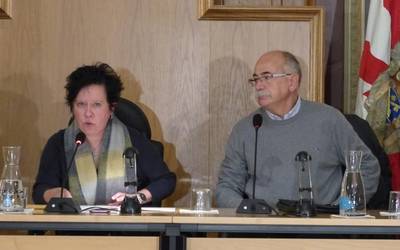 Bergarako Udaleko otsaileko osoko bilkura argazkitan