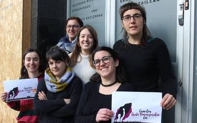 "Greba feministarekin bat egiteaz gain, emakumeak* mobilizatzera animatzen ditugu"