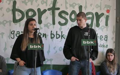 Uribe Kostako bertsolari gazteak, BBK Sariketako finalaurrekoetara