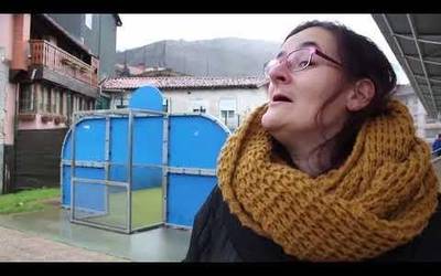 Herritarrak biharko greba feministaz hizketan