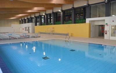 Gaur 13:30etatik 15:00etara itxita