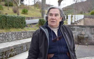 "Gozamena da lokatz artean zeramika puskak aurkitzea"