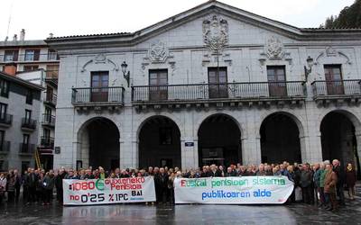 Pentsioen inguruko bi mozio eztabaidatuko dituzte egueneko plenoan