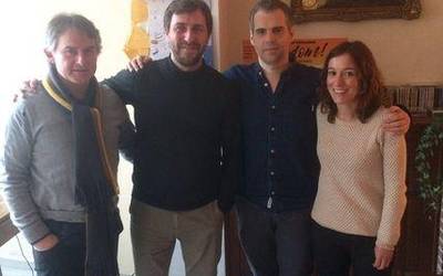 Toni Cominekin elkartu dira Azpeitiko alkatea eta zinegotziak Bruselan