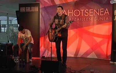 Goizean musikaz hausnartu, arratsaldean musikaz gozatu