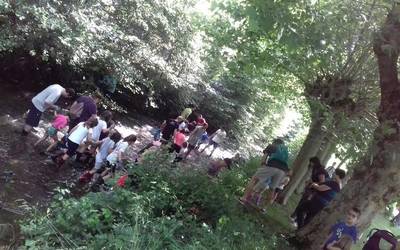Boluntarioekin ibaiak garbitzeko jardunaldiak apirilaren 7an abiatuko dira Beran