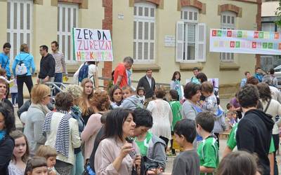 Hezkuntzaren festa antolatzeko, bilera