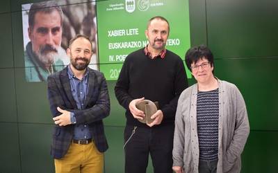 Juanjo Olasagarrerendako Xabier Lete IV. poesia saria