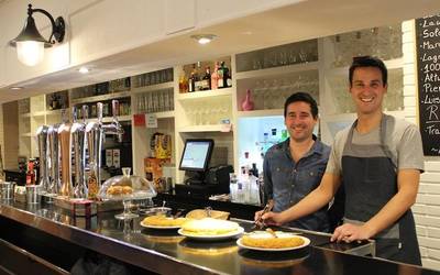 ‘Brunch’: Durangon fama hartzen dabilen otordu berria, Ingalaterrako tradizio gastronomikotik ekarria