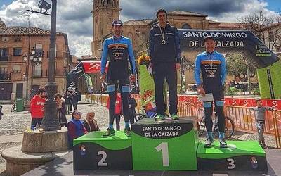 Gorka Bizkarra podiumera igo da Errioxako duatloian