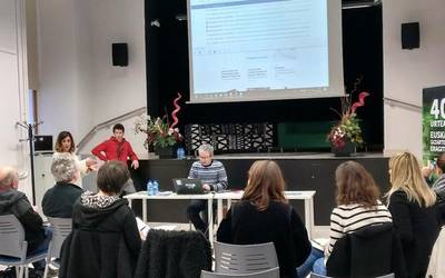 'Txikipedia' aurkeztu dute, haurrentzako 'Wikipedia'