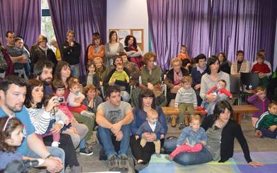 2017an jaiotako auzotarrei ongietorria egingo zaie bihar