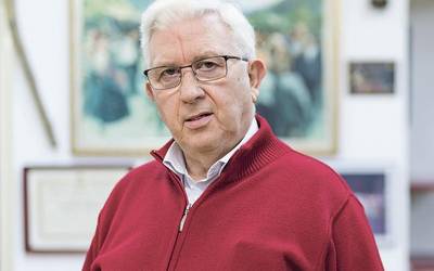 Sabin Egiguren Apraiz: "Beste mundura joatean utziko diot dantzak irakasteri"