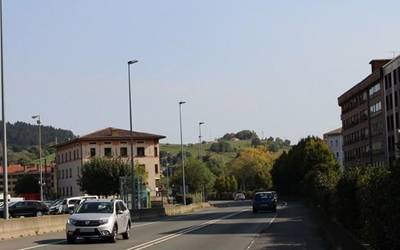 Txirrindulari bat jausi da Iurretan eta ospitalera eraman dute