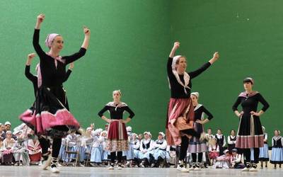 Gorbeialdeako dantzarien topagunea