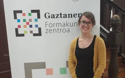 Hitzaldia Carina Wintersteller jatorrizko aleman hiztunaren eskutik