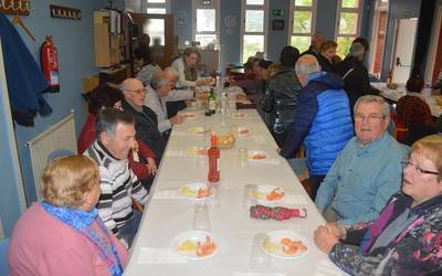 Goiz Eguzkin jubilatuek festa jendetsua bizi dute beste behin