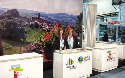 'Uraren bailarak' markak Bartzelonako esperientzien turismo-erakusketa B-travel-en parte hartu du