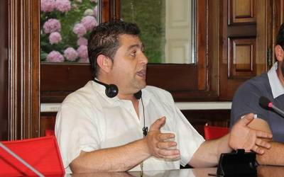 Francisco del Pino zinegotziak dimisioa aurkeztuko duela jakitera eman du PSE-EEk