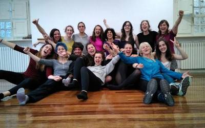Autodefentsa feminista tailerra egin dute Baztanen