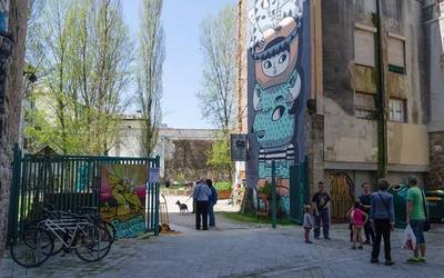 Estalpea ezarri dute Piparrika hiri baratzaren gunean