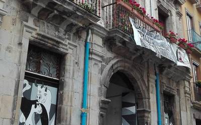 Maravillas Gaztetxeak negoziatzera eser dadin eskatu dio Nafarroako Gobernuari
