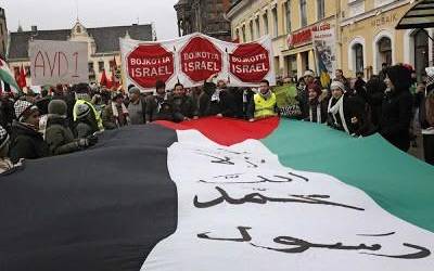 Herri palestinarrari elkartasuna adierazteko, elkarretaratzea