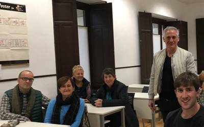 Bertan behera gelditu da Gaztanenean arratsaldean izatekoa zen ingelesezko hitzaldia