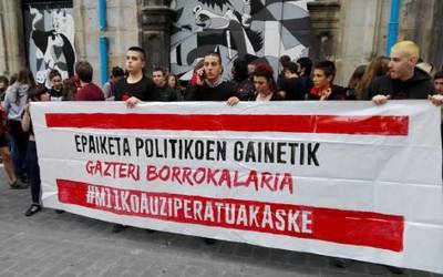 Gaur hasiko dira epaitzen Iruñeko istiluengatik auzipetutako lau gazteak