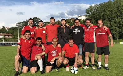 Etxarri Aranatz, Hendaiako futbol txapelketako txapelduna
