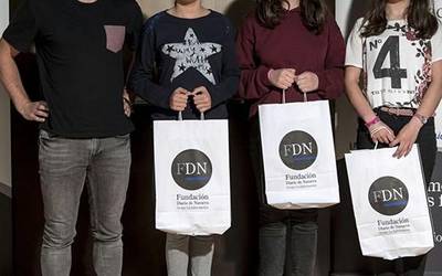 Goizuetako Andres Narbarte Xalto ikastetxeko hiru ikasleren lana saritu dute