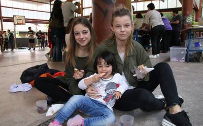 Elkarrekin jolastuz eta gozatuz ospatu zuten Elkarbizitza Eguna