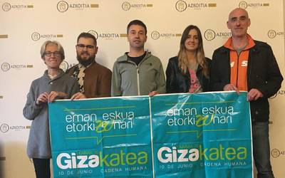 Igandean denok Giza katera!